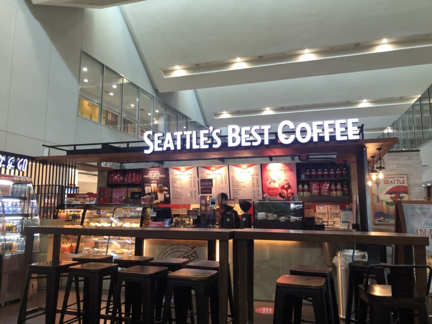 ニノイアキノ空港のシアトルベストコーヒー